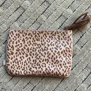 Ipsy brown cheetah print makeup bag